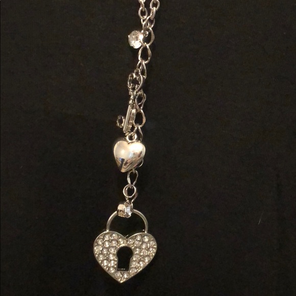 NWOT Key To My Heart Necklace - Picture 4 of 6
